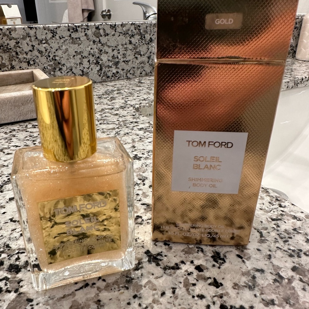 Tom Ford Soleil Blanc Gold Shimmer Oil